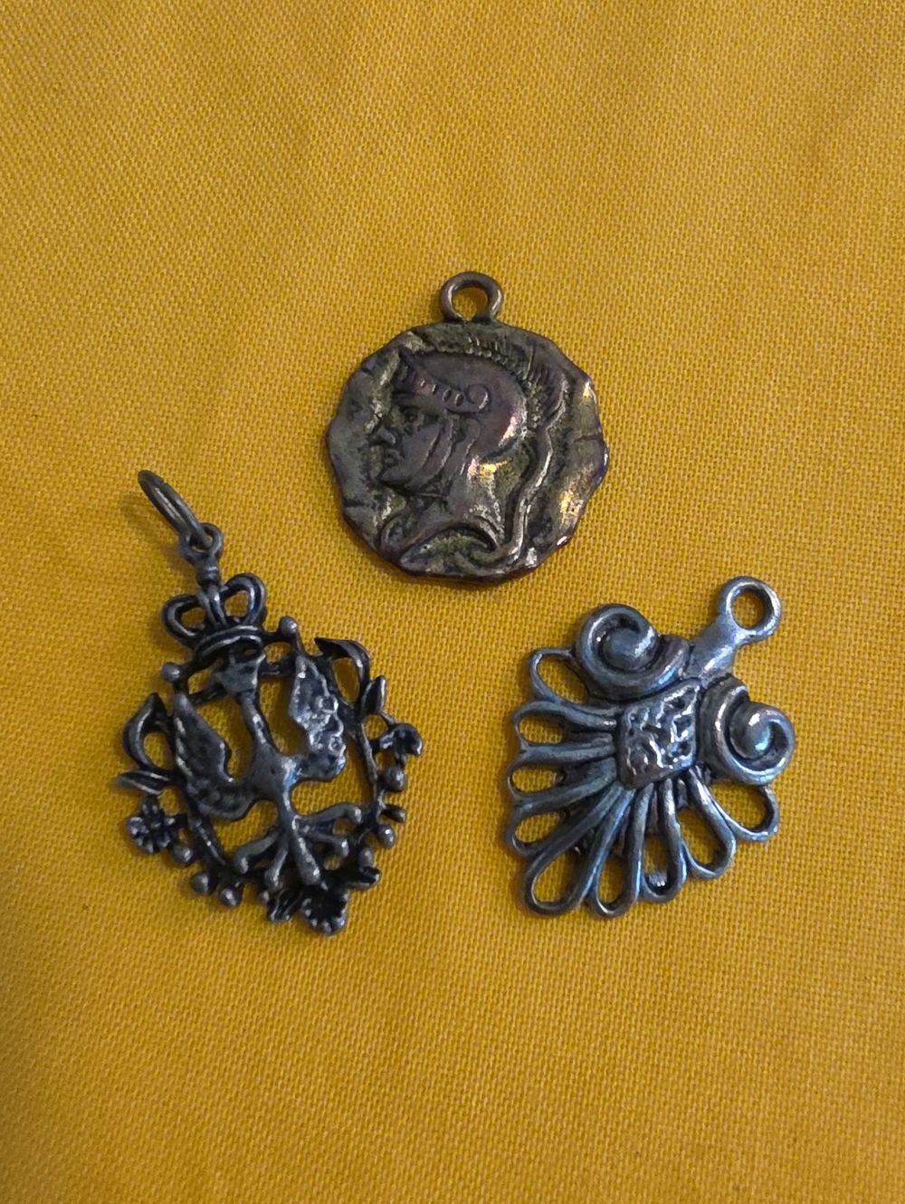 Lot of 3 Vintage Costume Jewelry Pendants  ▪︎ Unmarked ▪︎ Minimal Wear